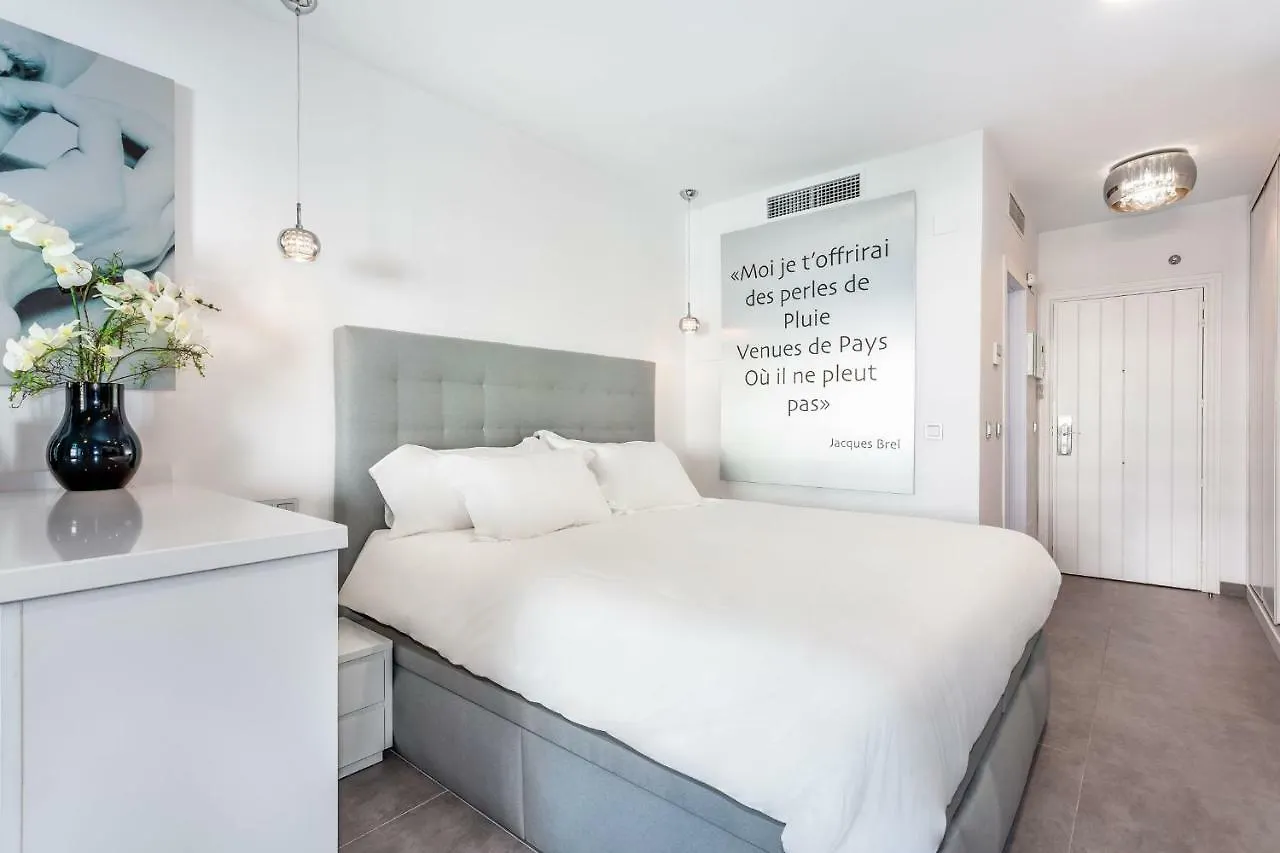 By Riva - Outstanding, Contemporary Studio In Puerto Banus Gardens Μαρμπέλλα Ισπανία